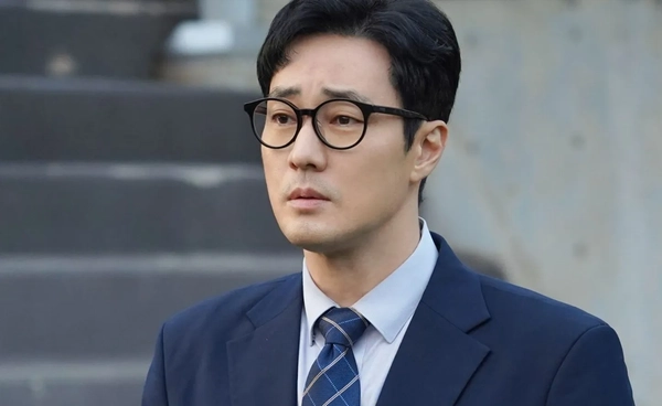 เปย์หนักมาก! "โซจีซอบ" ควักเงินแจกทองให้ทีมงาน Agent Kim Reactivated  กว่า 300 ชีวิต