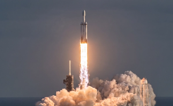 นาซาปล่อยกล้องโรมันโดยจรวด Falcon Heavy ไขปริศนาสสารมืด ดาวเคราะห์นอกระบบ