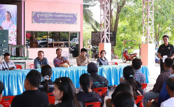 อนุชาลงพื้นที่ชัยนาท รับฟังปัญหาขาดแคลนน้ำทำนา ย้ำเร่งผลักดันแก้ระบบชลประทาน