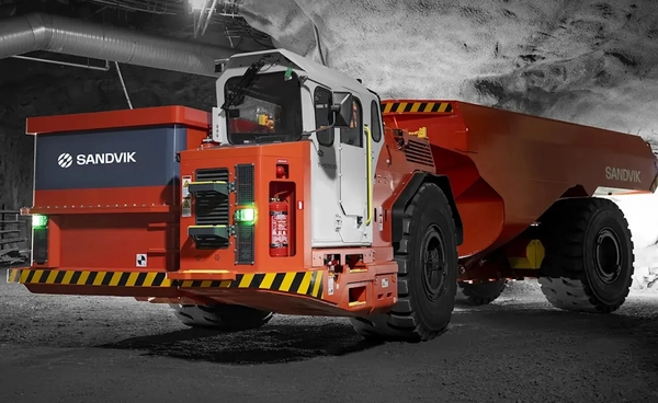 Eldorado Gold ยกระดับเหมืองทองสีเขียว สั่งซื้อรถบรรทุกไฟฟ้า Sandvik 10 คัน เตรียมปรับใช้ในปี 2026