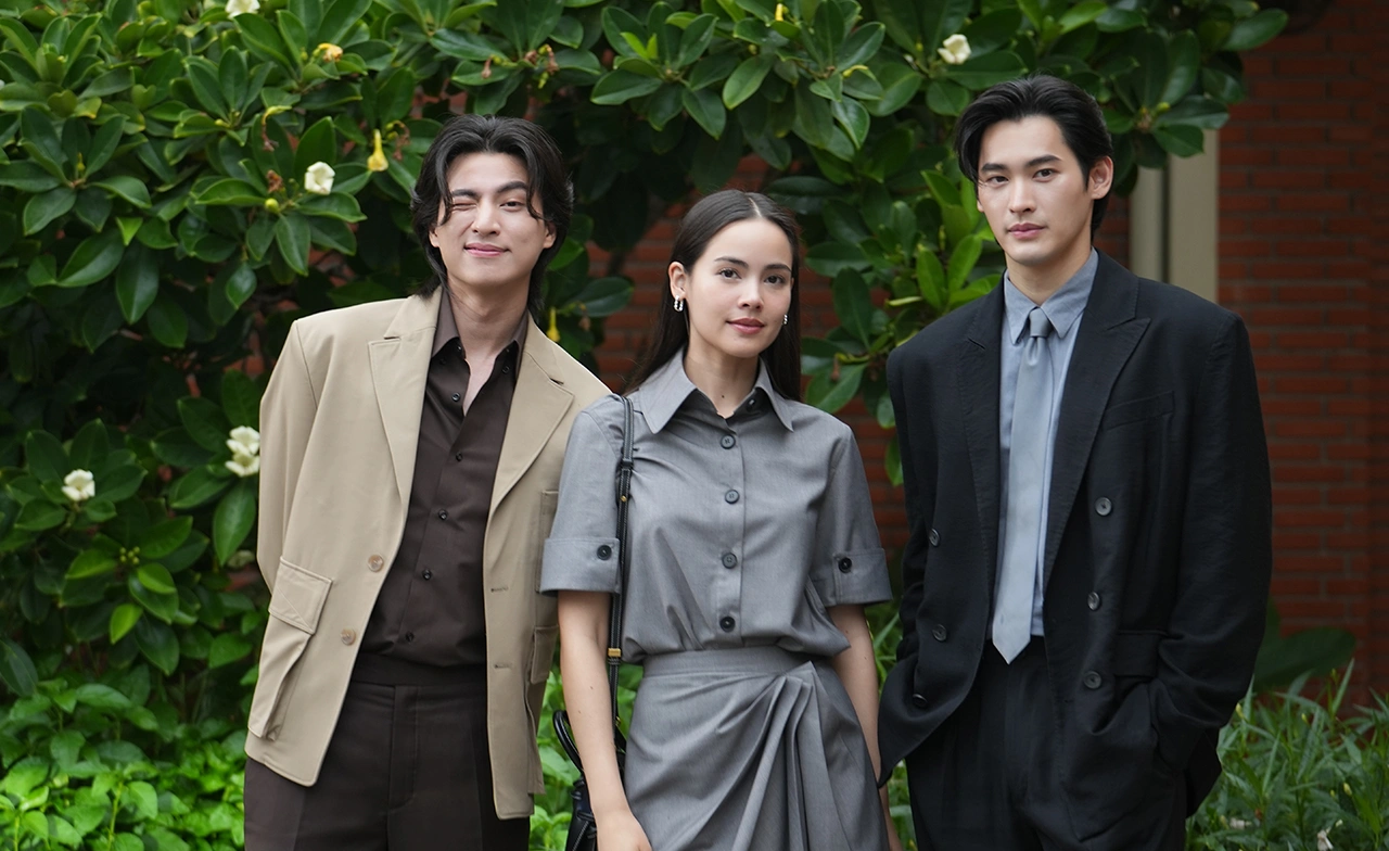 “กลัฟ-ญาญ่า-เก้า” แรงเกินต้าน!  ปลุกโซเชียลเดือด “ตะวันลวง” ผงาดอันดับ 1 เทรนด์ไทย!