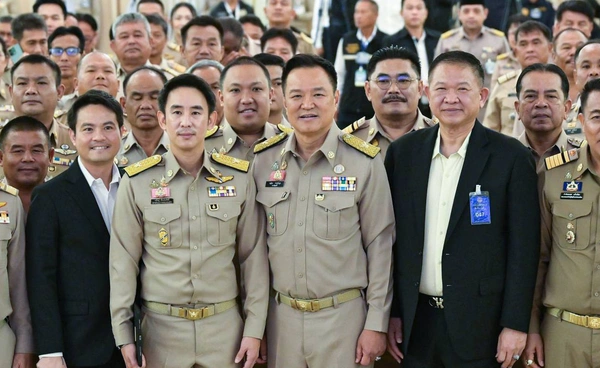 นายกฯ ย้ำบทบาทกำนัน–ผู้ใหญ่บ้าน ดูแลประชาชน-รับมืออาชญากรรมยุคใหม่