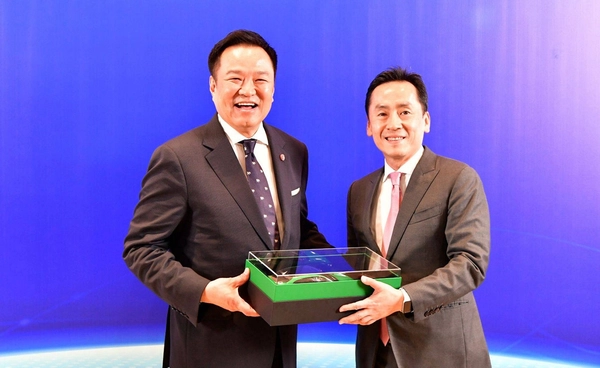อนุทิน ถก "Xiaomi" ถึงจีน ณ นครเฉิงตู ลุยแผนลงทุน R&D - ยกระดับอุตสาหกรรม EV และพลังงานสะอาดในไทย