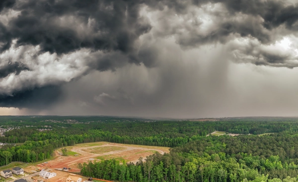 คาดการณ์อากาศ 15 วัน ฝนหนักสลับฝนหาย กลาง-อีสาน เสี่ยงขาดแคลนน้ำ