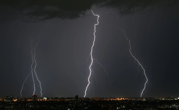 พยากรณ์อากาศ 7 วัน เตือนทั่วไทยมีฝน 40-60% ฝนตกหนักบางแห่งตลอดช่วง