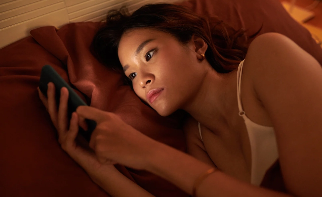 เคยไหม…สมองล้าแต่หยุดไถฟีดไม่ได้ สัญญา “Doomscrolling”