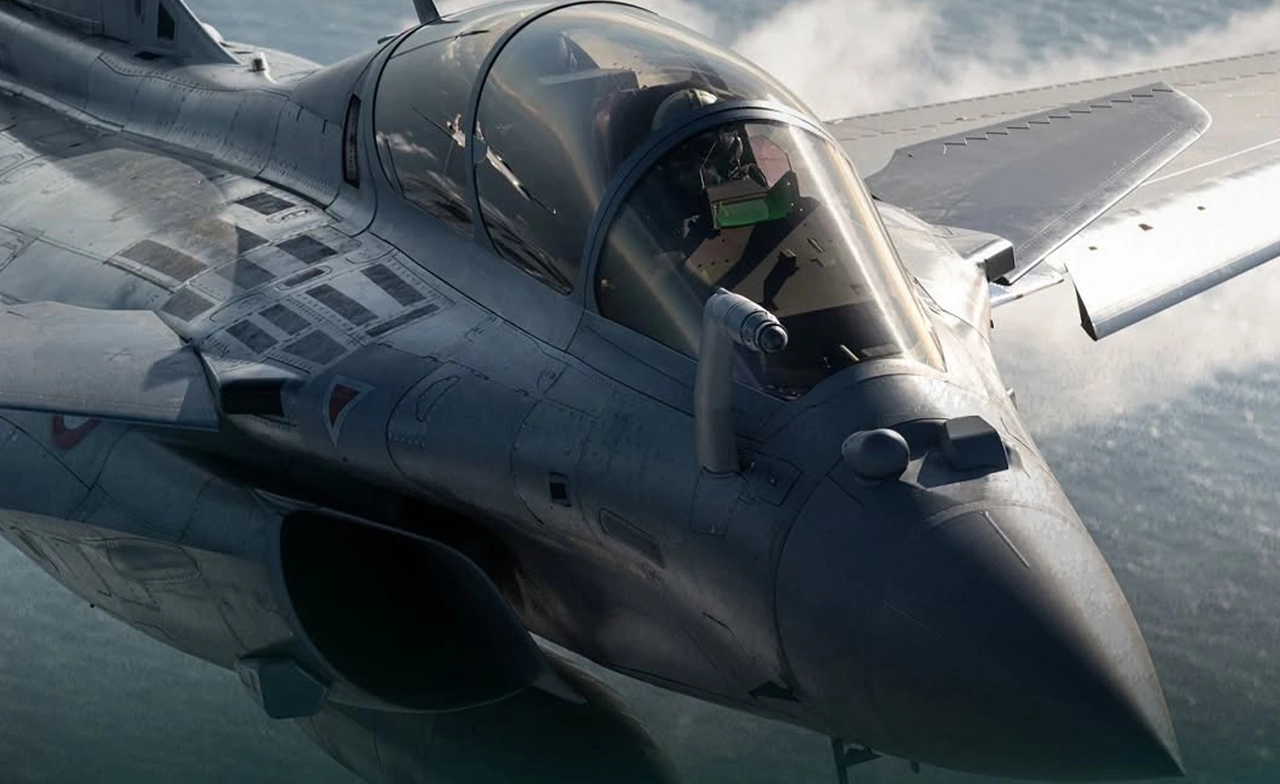 ฝรั่งเศสล้ำหน้า! ทดสอบบิน Sovereign AI บนเครื่องบินขับไล่ Rafale