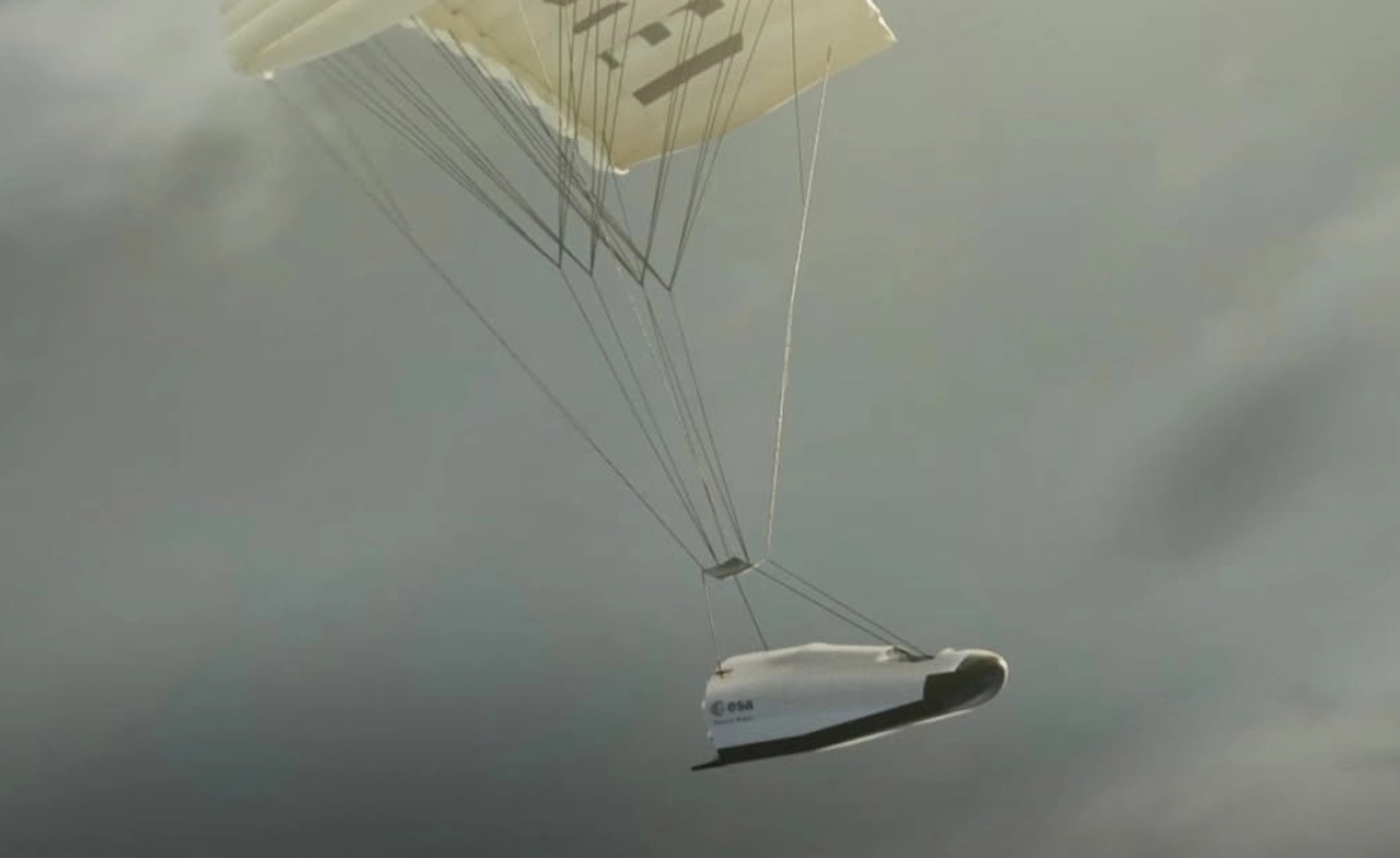ยานอวกาศ Space Rider ของ ESA ตกกระแทกพื้น หลังร่มชูชีพหลุดขณะทดสอบ