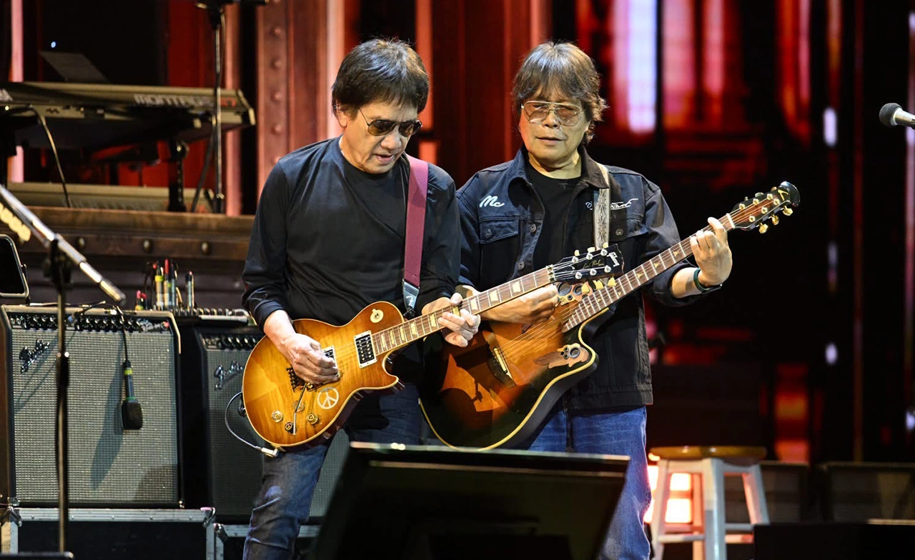 ประมวลภาพประทับใจ  “อัสนี–วสันต์” ปิดฉาก FAREWELL CONCERT อย่างยิ่งใหญ่