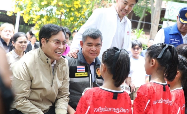 รมช.ศึกษาฯ ลุยเยี่ยม 4 โรงเรียนห่างไกล จ.ชัยภูมิ เร่งลดความเหลื่อมล้ำ