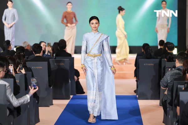 รูป-"ซาบีดา" เปิดนิทรรศการชุดไทยพระราชนิยม เทิดพระเกียรติ "สมเด็จพระพันปีหลวง” พร้อมดันขึ้นทะเบียนยูเนสโก-12