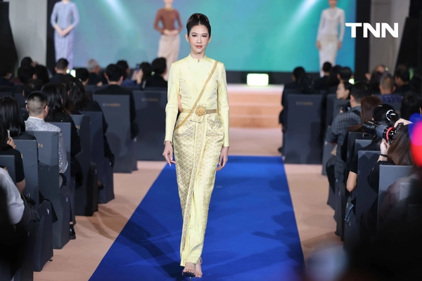รูป-"ซาบีดา" เปิดนิทรรศการชุดไทยพระราชนิยม เทิดพระเกียรติ "สมเด็จพระพันปีหลวง” พร้อมดันขึ้นทะเบียนยูเนสโก-11