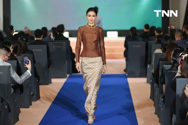 รูป-"ซาบีดา" เปิดนิทรรศการชุดไทยพระราชนิยม เทิดพระเกียรติ "สมเด็จพระพันปีหลวง” พร้อมดันขึ้นทะเบียนยูเนสโก-9