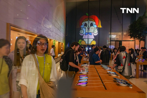 รูป-ไทยติด 1 ใน 5 โลก Apple จัดงานฉลองครบรอบ 50 ปี สุดยิ่งใหญ่ -13