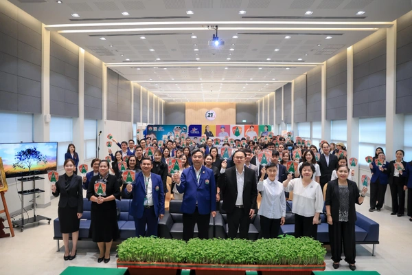 รูป-วิทยาลัยเทคโนโลยีปัญญาภิวัฒน์ กลุ่มธุรกิจซีพี ออลล์ เดินหน้าสร้างคนอย่างยั่งยืน เปิด 9 ศูนย์การเรียนรู้-9