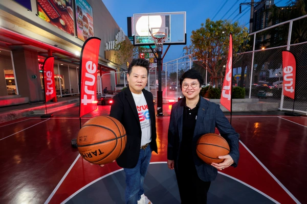 รูป-เหนือกว่าเกมกีฬา คือโอกาสที่เท่าเทียม...ทรู x โลตัส พลิก “ลานหน้าศูนย์การค้า”-4