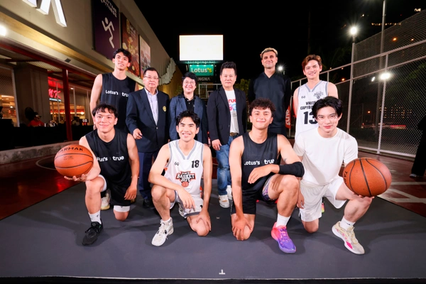 รูป-เหนือกว่าเกมกีฬา คือโอกาสที่เท่าเทียม...ทรู x โลตัส พลิก “ลานหน้าศูนย์การค้า”-5