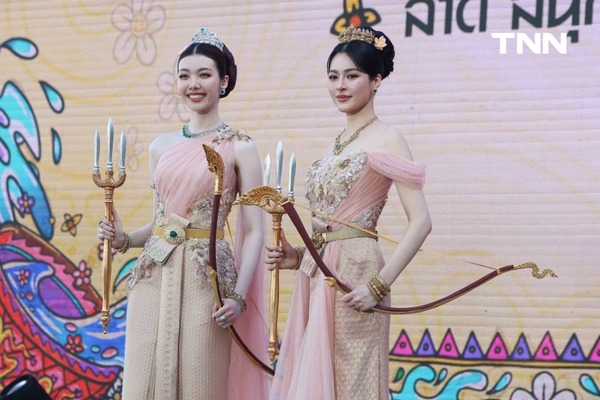 รูป-หลิง-ออม สวมบทเป็นนางรากษสเทวี นางสงกรานต์ประจำปี 2569 ในชุดไทยประยุกต์ร่วมฉลองวันปีใหม่ไทย-8