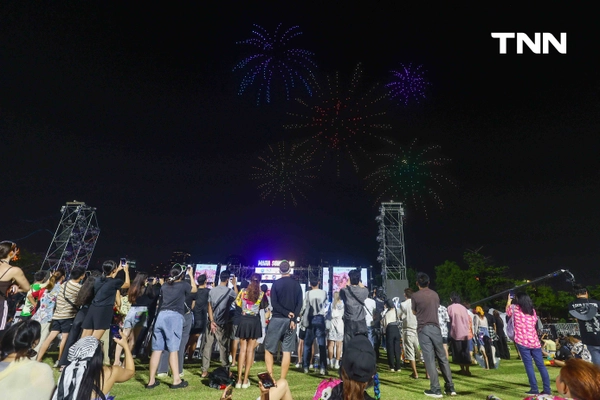 รูป-การแสดงโดรนแปรอักษร 1200 ตัว งาน “Maha Songkran World Water Festival 2026”-8