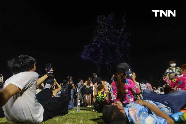 รูป-การแสดงโดรนแปรอักษร 1200 ตัว งาน “Maha Songkran World Water Festival 2026”-5