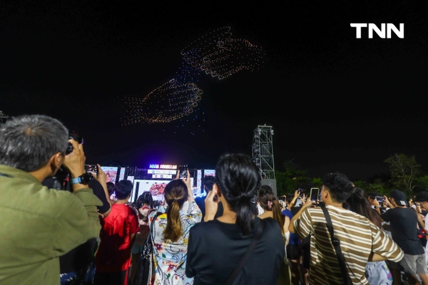 รูป-การแสดงโดรนแปรอักษร 1200 ตัว งาน “Maha Songkran World Water Festival 2026”-4