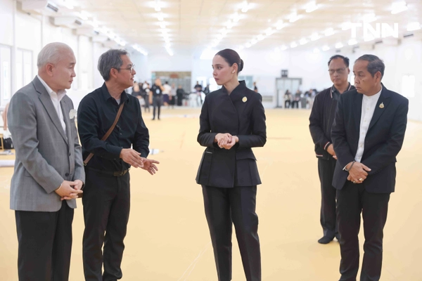 รูป-“ซาบีดา” ตรวจความคืบหน้าการขยายแบบ การก่อสร้างพระเมรุมาศและสิ่งปลูกสร้างประกอบ เนื่องในพระราชพิธีถวายพระเพลิงพระบรมศพ สมเด็จพระพันปีหลวง-10