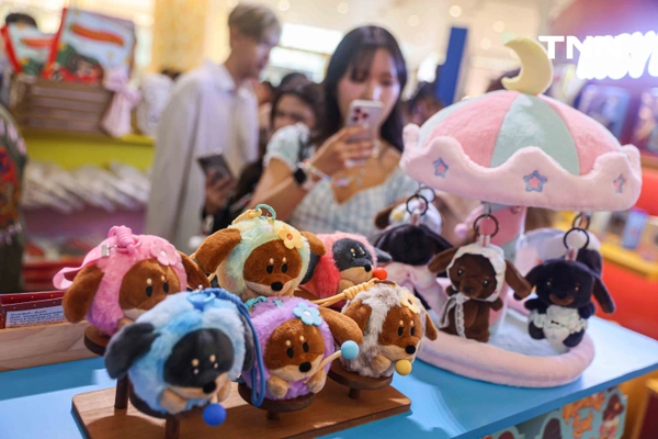 รูป-ครั้งแรกของโลก “Stay Romantic Pop Up” จากซูเปอร์สตาร์ชื่อดัง “จ้าวลู่ซือ”-9