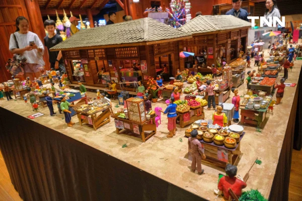 รูป-เมืองสุขสยาม เนรมิต “SOOK SMALL WORLD by SOOKSIAM” สัมผัสมนต์เสน่ห์แห่งศิลปะและงานคราฟต์ไทยขนาดจิ๋ว-13