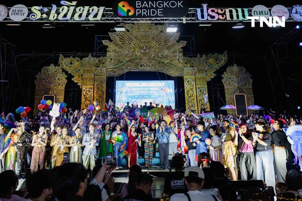 รูป-สยามพิวรรธน์ ร่วมขบวน Bangkok Pride Parade สุดยิ่งใหญ่พร้อมสนับสนุน บางกอกไพรด์ เดินหน้าสู่ Bangkok World Pride -9