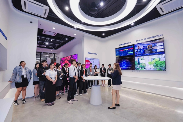 รูป-ทรูผนึกสมาคมนักข่าวฯ ปั้นนักข่าวสายฟ้าน้อย รุ่น 21 ติดอาวุธ AI สู่วงการสื่อยุคใหม่-0