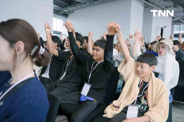 รูป-เริ่มแล้ว New Gen 2026 ผลักดันเยาวชนรุ่นใหม่สืบทอดงานผ้าไทยและงานหัตถกรรม สร้างอาชีพ สู่ชุมชนท้องถิ่น-11