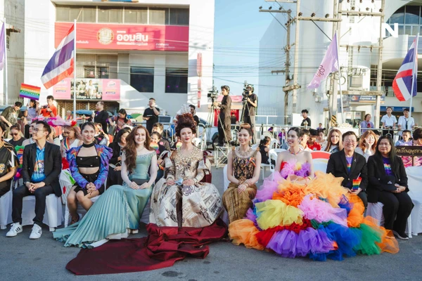 รูป-อยุธยา ผนึก ททท. จัดใหญ่ 'Ayutthaya Pride 2026' ร่วมขับเคลื่อนเศรษฐกิจท่องเที่ยว พร้อมส่งต่อพลังแห่งความเท่าเทียมอย่างสร้างสรรค์-16