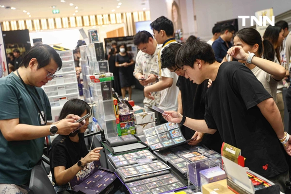 รูป-ไอคอนสยาม จับมือ Nx Gallery จัดมหกรรม ‘WORLD OF CARD’ ขนการ์ดระดับตำนานมูลค่ารวมกว่า 100 ล้านบาทมาโชว์ภายในงาน-14