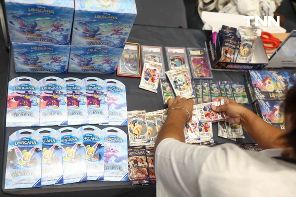 รูป-ไอคอนสยาม จับมือ Nx Gallery จัดมหกรรม ‘WORLD OF CARD’ ขนการ์ดระดับตำนานมูลค่ารวมกว่า 100 ล้านบาทมาโชว์ภายในงาน-6
