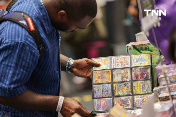 รูป-ไอคอนสยาม จับมือ Nx Gallery จัดมหกรรม ‘WORLD OF CARD’ ขนการ์ดระดับตำนานมูลค่ารวมกว่า 100 ล้านบาทมาโชว์ภายในงาน-27