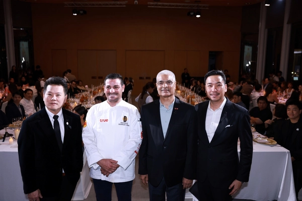 รูป-ทรู มอบความพิเศษ สัมผัสประสบการณ์ World-Class Gastronomy ในค่ำคืน-10