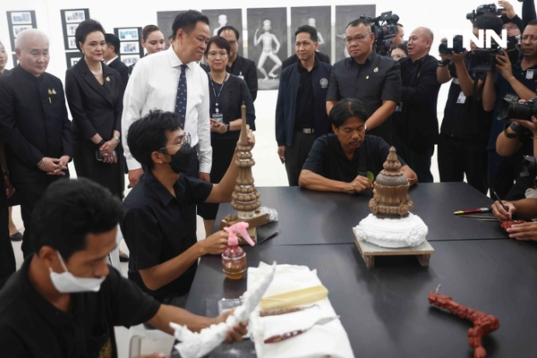 รูป-นายกรัฐมนตรี ติดตามความคืบหน้าการจัดสร้างพระเมรุมาศฯ ในการพระราชพิธีถวายพระเพลิงพระบรมศพ “สมเด็จพระพันปีหลวง”-17