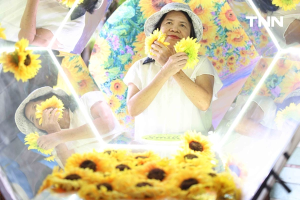 รูป-พลิกฟื้น "ตลาดเก่าหัวตะเข้" สู่แลนด์มาร์กสุดอาร์ต พร้อมสะพรั่งด้วยเทศกาลดอกไม้ RAKDOK 2026-23