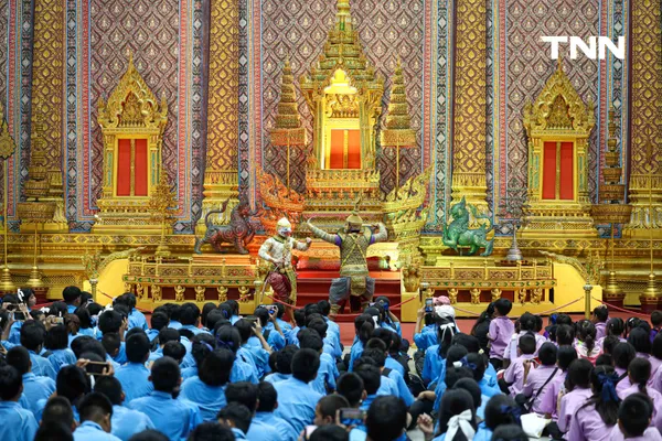 รูป-จากพระราชดำริ “สมเด็จพระพันปีหลวง” สู่สากล ไทยโชว์ศักยภาพ "หัตถศิลป์-โขน-ผ้าไทย" ดันซอฟต์เพาเวอร์ไกลทั่วโลก-6