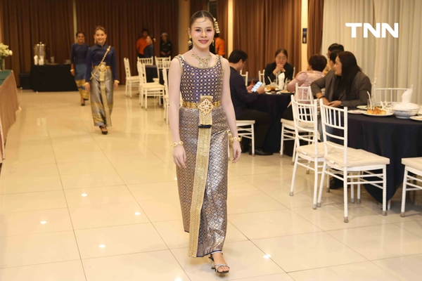 รูป-จากพระราชดำริ “สมเด็จพระพันปีหลวง” สู่สากล ไทยโชว์ศักยภาพ "หัตถศิลป์-โขน-ผ้าไทย" ดันซอฟต์เพาเวอร์ไกลทั่วโลก-50