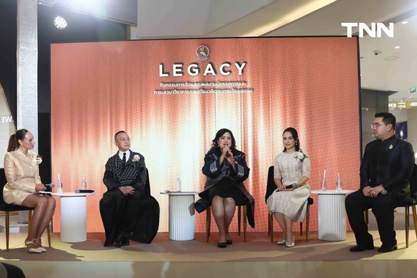รูป-Pop-up Showcase เฉลิมพระเกียรติฯ สืบสานพระราชปณิธาน “ผ้าไทยร่วมสมัย” ณ ไอคอนสยาม-7