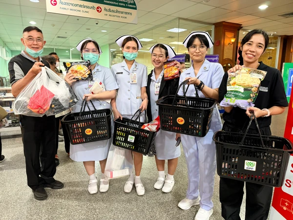 รูป-รพ.พระมงกุฎเกล้า–CPF ชวนส่งต่อ “พลังแห่งการให้” สมทบทุนจัดซื้ออุปกรณ์การแพทย์ -6