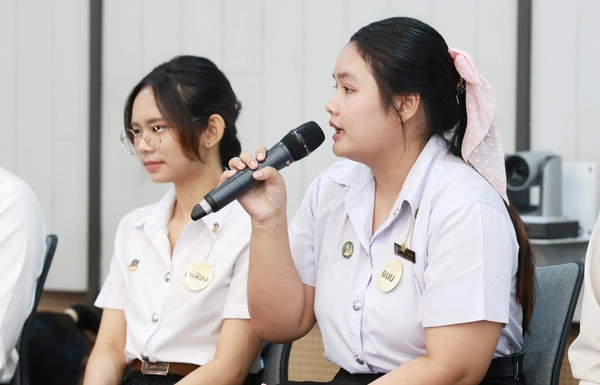 รูป-มูลนิธิศุภชัย-บุษดี เจียรวนนท์ “ปั้นฝัน” เยาวชนไทยให้เป็นจริงต่อเนื่องปีที่ 6-5