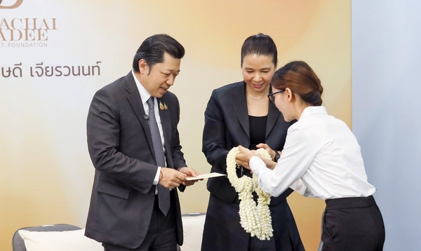 รูป-มูลนิธิศุภชัย-บุษดี เจียรวนนท์ “ปั้นฝัน” เยาวชนไทยให้เป็นจริงต่อเนื่องปีที่ 6-7