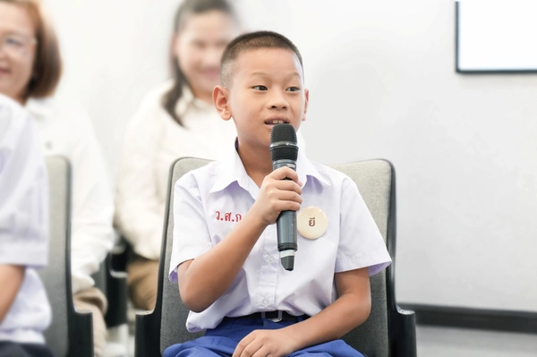 รูป-มูลนิธิศุภชัย-บุษดี เจียรวนนท์ “ปั้นฝัน” เยาวชนไทยให้เป็นจริงต่อเนื่องปีที่ 6-6