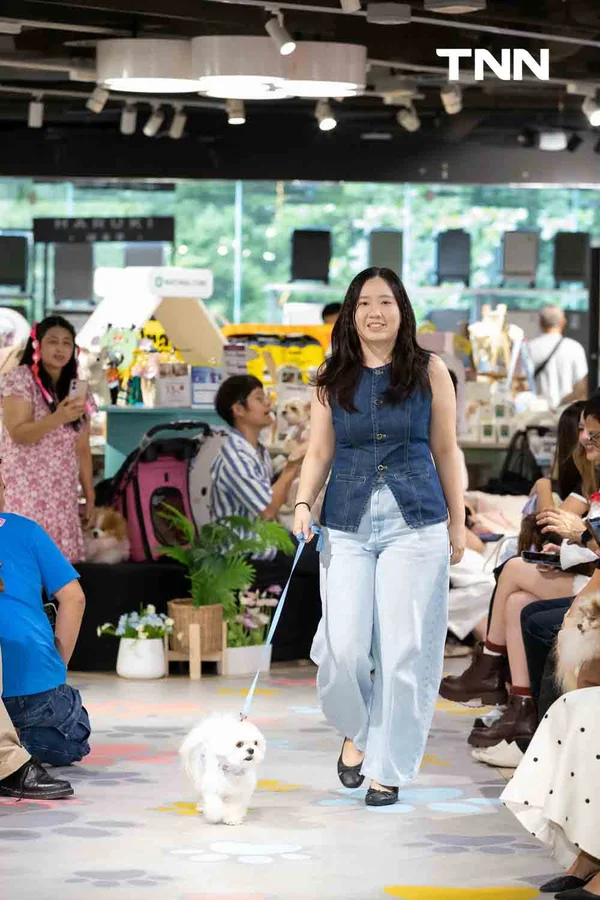รูป-สยามดิสคัฟเวอรี่ เปลี่ยน PAW LAB สู่รันเวย์ครั้งแรก ชวนเหล่าเพื่อนสี่ขาและเจ้าของมาแสดงตัวตนผ่านแฟชั่นและ Pet Lifestyle-7