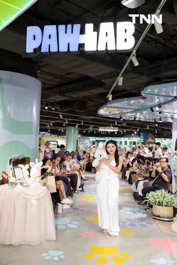 รูป-สยามดิสคัฟเวอรี่ เปลี่ยน PAW LAB สู่รันเวย์ครั้งแรก ชวนเหล่าเพื่อนสี่ขาและเจ้าของมาแสดงตัวตนผ่านแฟชั่นและ Pet Lifestyle-6