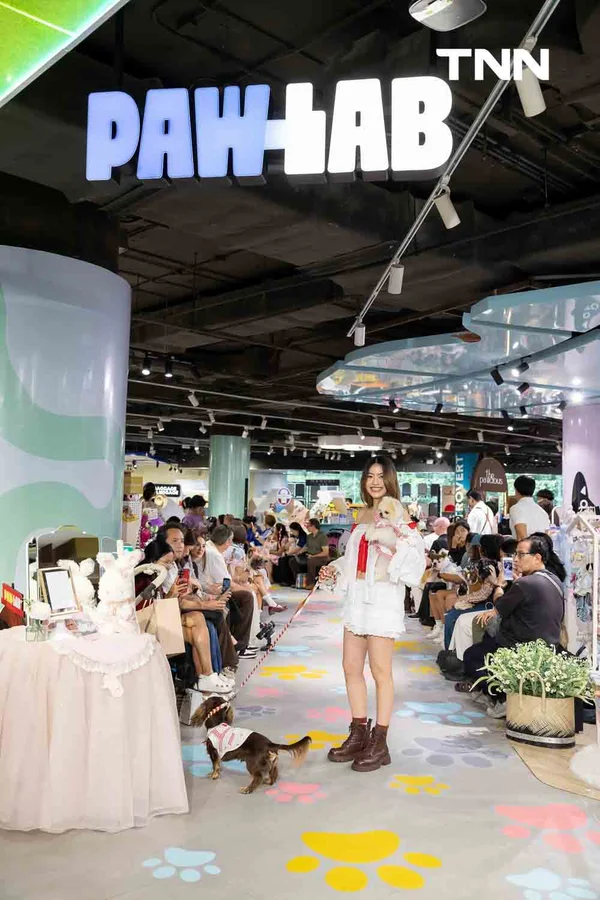 รูป-สยามดิสคัฟเวอรี่ เปลี่ยน PAW LAB สู่รันเวย์ครั้งแรก ชวนเหล่าเพื่อนสี่ขาและเจ้าของมาแสดงตัวตนผ่านแฟชั่นและ Pet Lifestyle-9