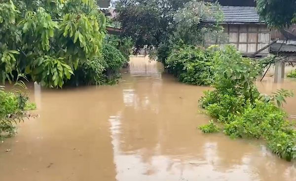 ฝนถล่มดอยอินทนนท์ สูงเป็นประวัติการณ์ น้ำทะลักท่วมหมู่บ้านแม่กลาง 