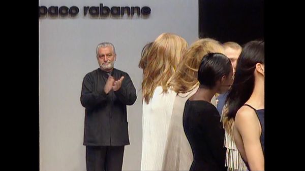 สิ้น 'Paco Rabanne'!! ดีไซเนอร์ระดับตำนานชาวสเปน ขวัญใจเซเลบสายชิคทั่วโลก